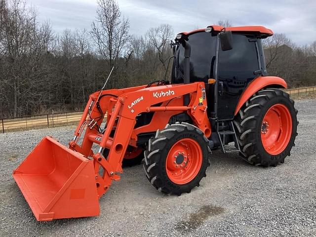 Image of Kubota M7060 equipment image 4