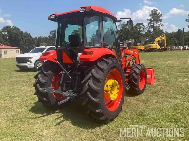 Image of Kubota M7060 equipment image 4