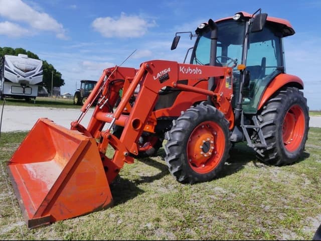 Image of Kubota M7060D equipment image 1