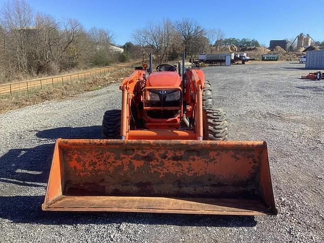 Image of Kubota M7060 equipment image 4