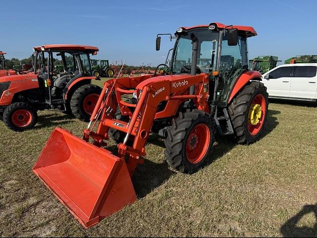 Image of Kubota M7060 equipment image 1