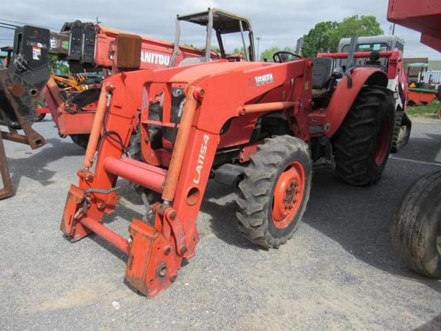 Image of Kubota M7060 equipment image 1