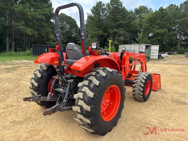 Image of Kubota M7060 equipment image 1