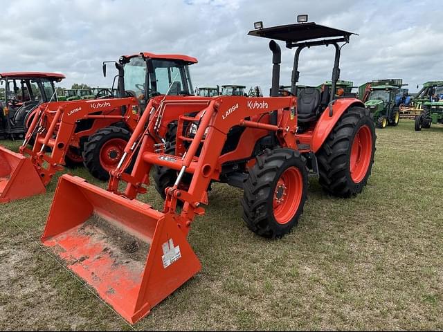 Image of Kubota M7060 equipment image 1