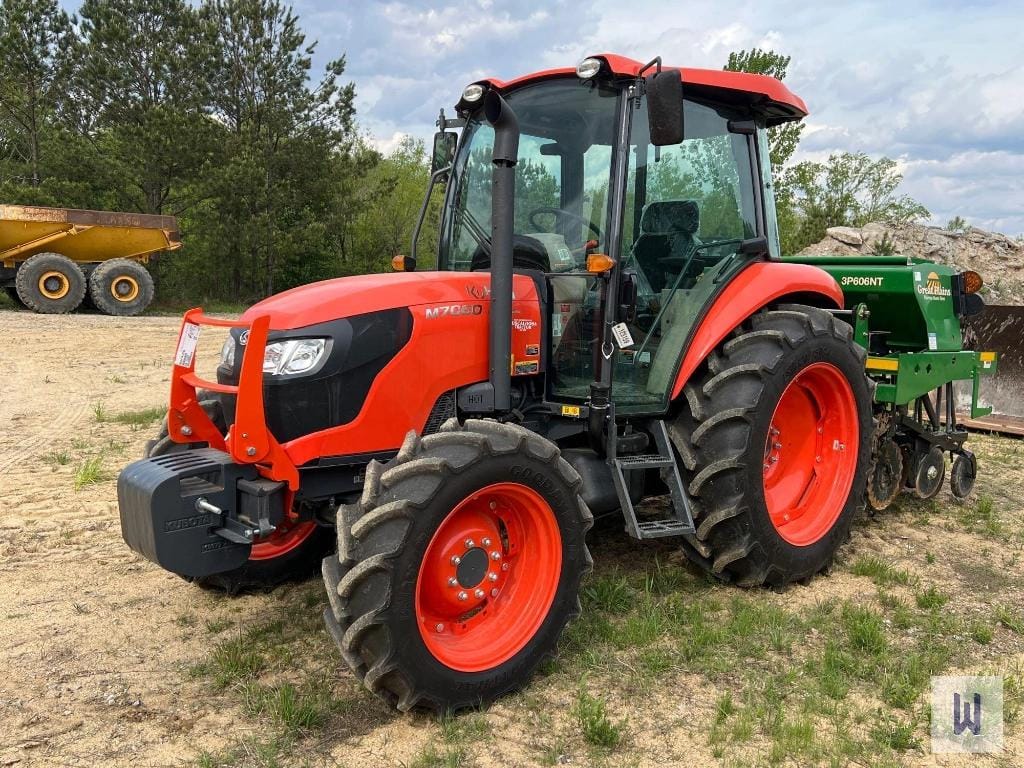 Main image Kubota M7060