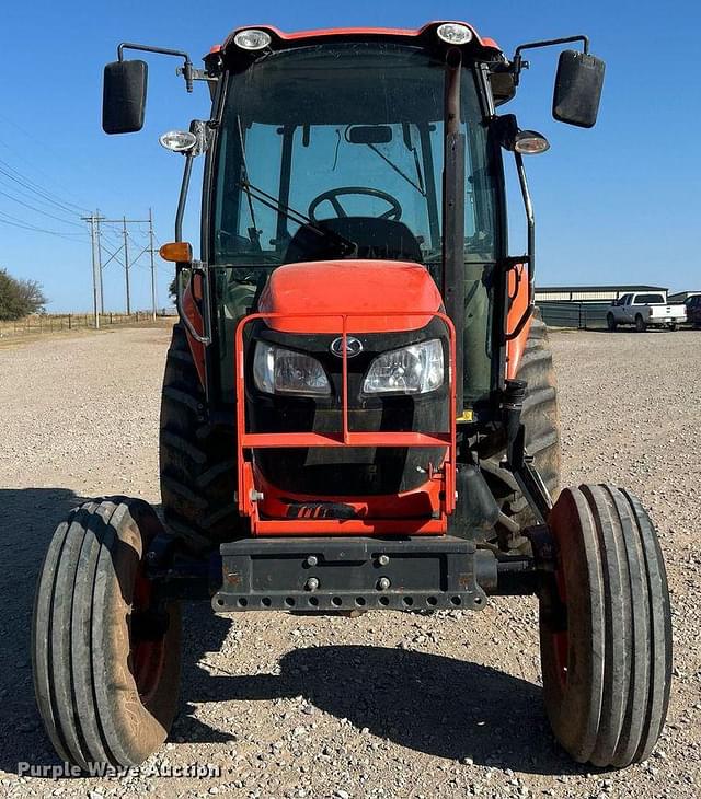 Image of Kubota M7060 equipment image 1