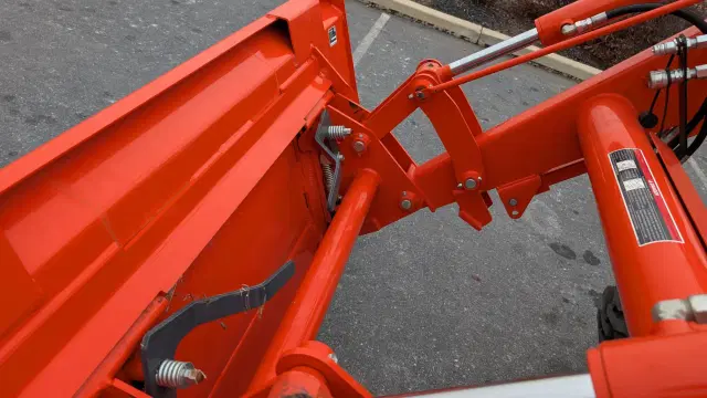 Image of Kubota M7060HD equipment image 1