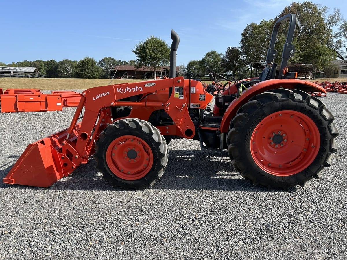 Main image Kubota M7060HD