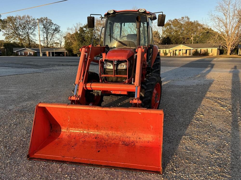 Image of Kubota M7060HDC Image 1