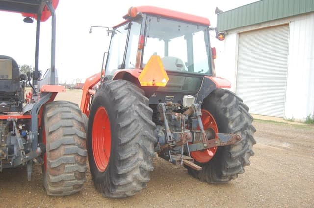 Image of Kubota M8200 equipment image 1