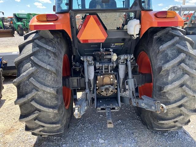 Image of Kubota M8540 equipment image 4