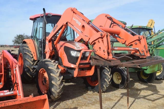 Image of Kubota M8540 equipment image 4