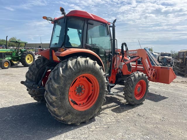 Image of Kubota M8540 equipment image 3