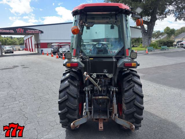 Image of Kubota M8540 equipment image 4