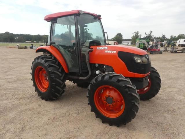 Image of Kubota M8540 equipment image 1