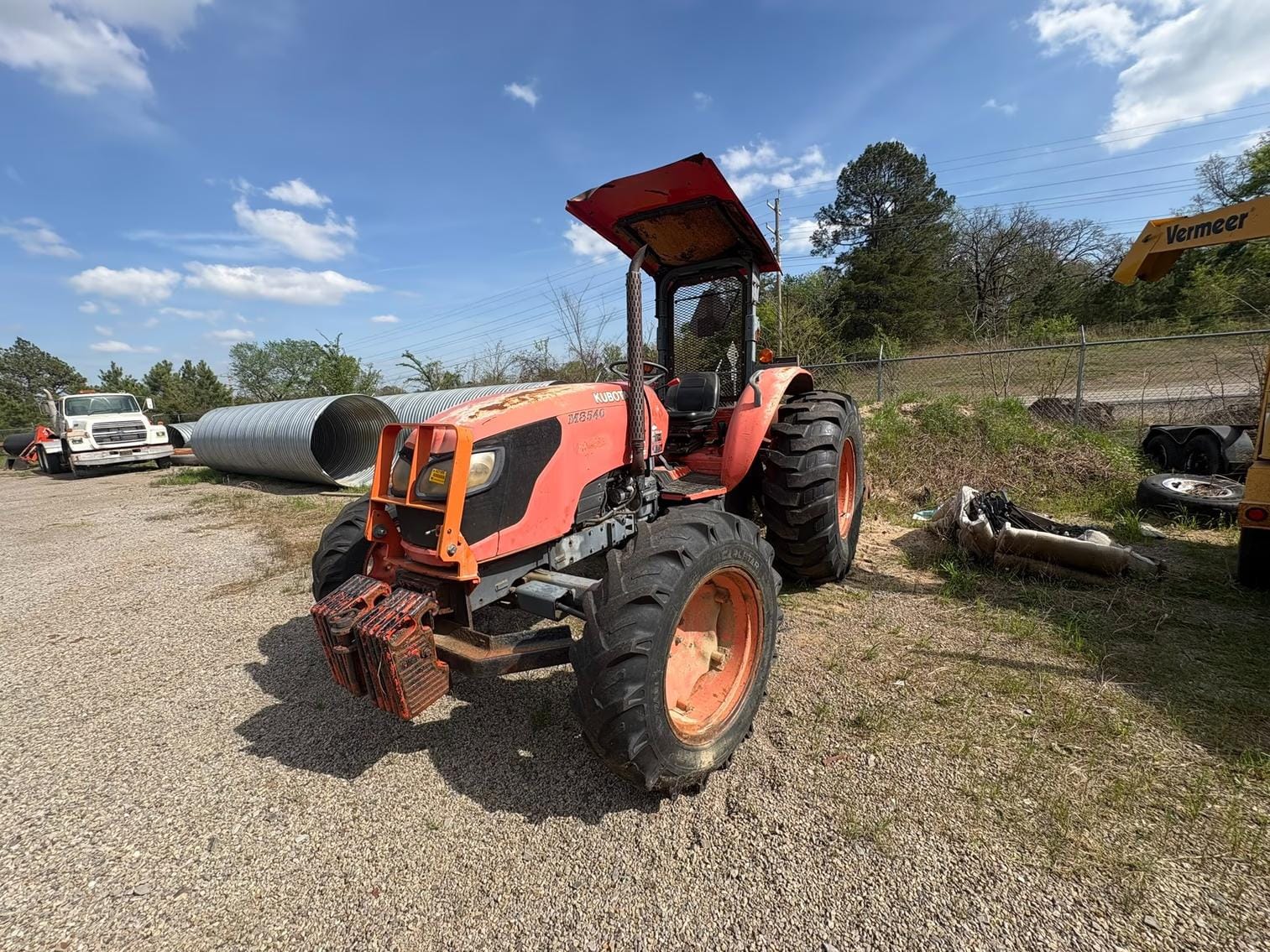 Kubota M8540 Equipment Image0
