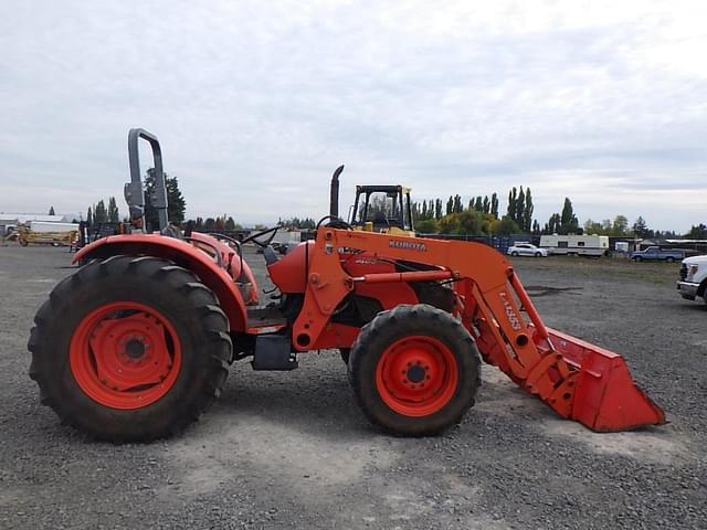 Image of Kubota M8540 equipment image 2