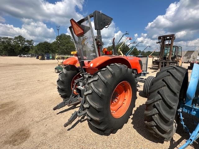 Image of Kubota M8540 equipment image 2