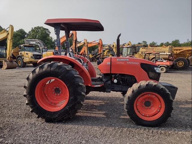 Image of Kubota M8560 equipment image 2