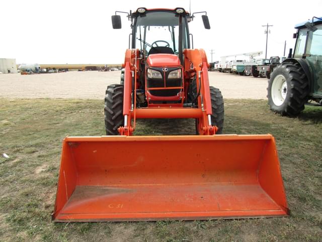 Image of Kubota M8560 equipment image 2