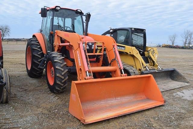 Image of Kubota M8560 equipment image 3