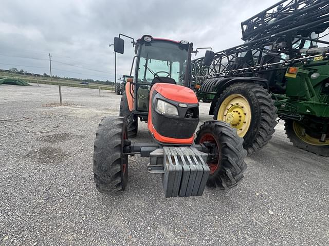 Image of Kubota M8560 equipment image 3