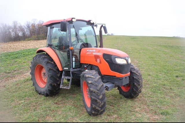 Image of Kubota M8560 equipment image 2