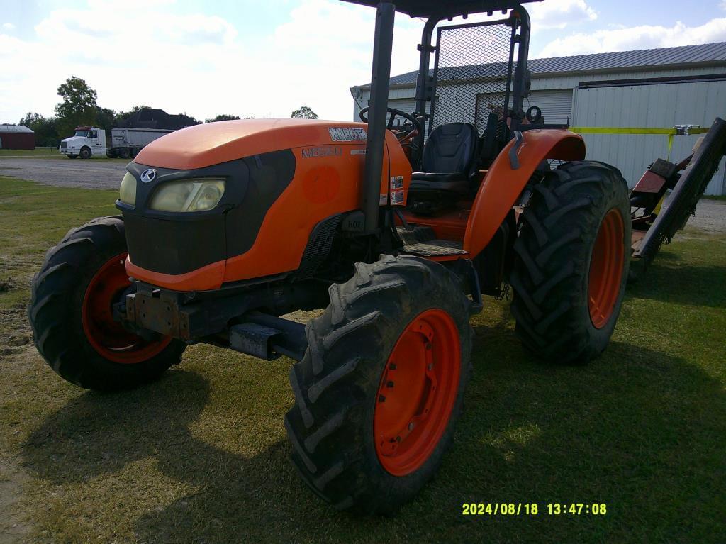 Image of Kubota M8560 Image 0