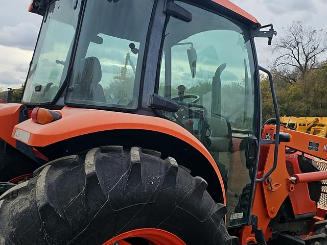 Image of Kubota M8560 equipment image 2