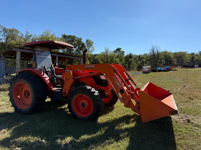 Image of Kubota M8560 equipment image 3