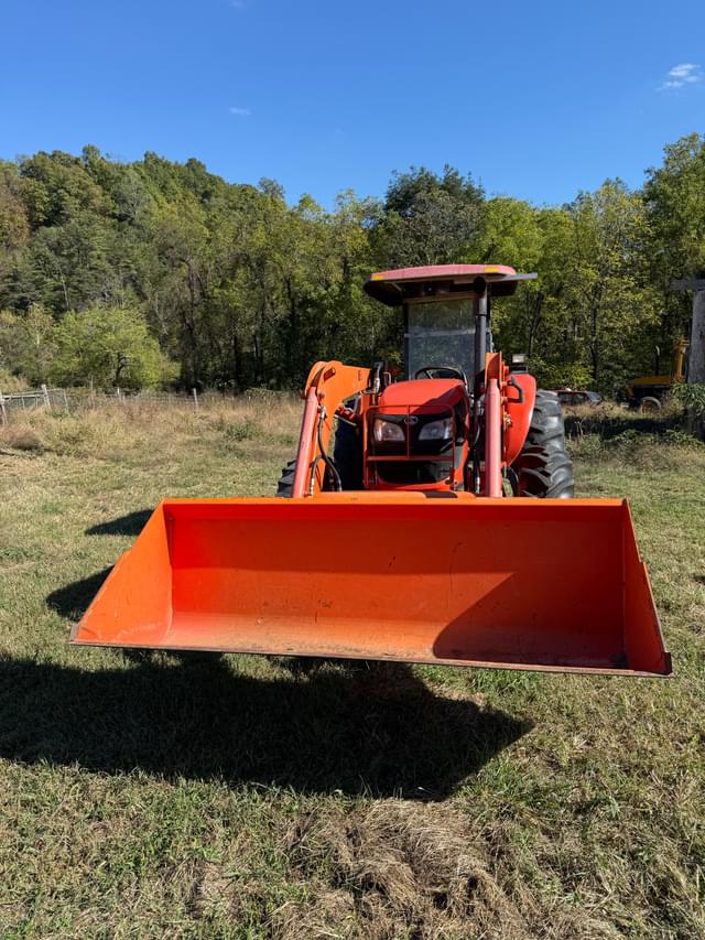 Image of Kubota M8560 equipment image 2