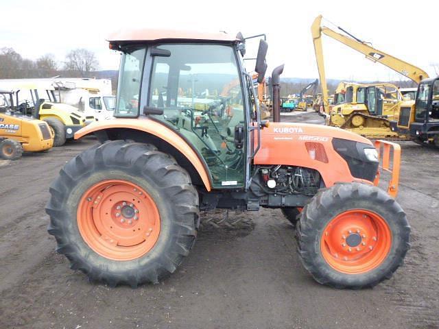 Image of Kubota M8560 equipment image 2