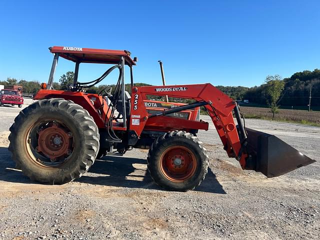 Image of Kubota M8580 equipment image 1