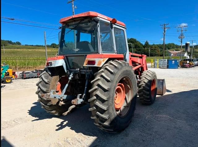 Image of Kubota M8580 equipment image 4
