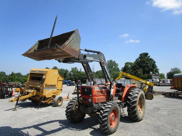 Image of Kubota M8950 equipment image 1