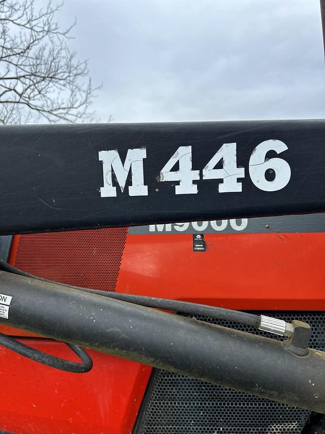 Image of Kubota M900 equipment image 1