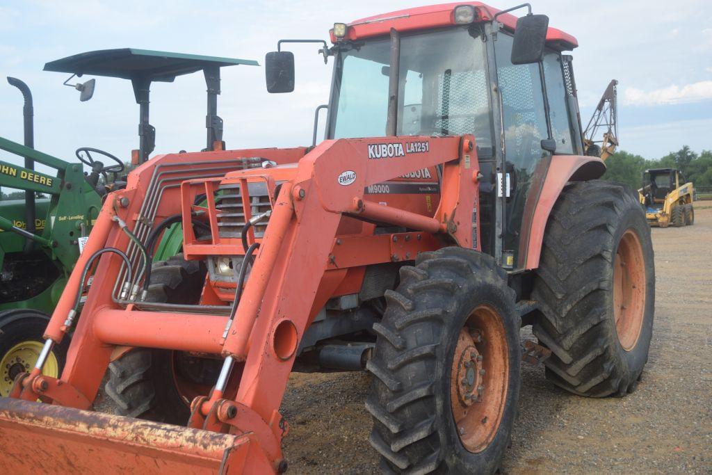 Image of Kubota M9000 Primary image