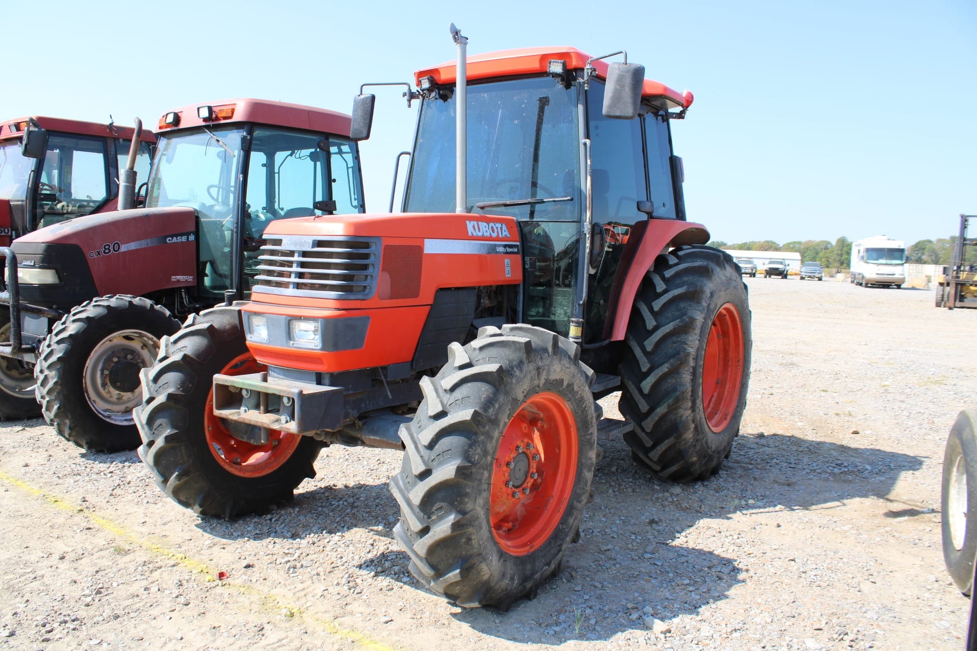 Main image Kubota M9000