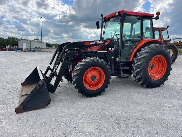 Image of Kubota M9000 equipment image 1