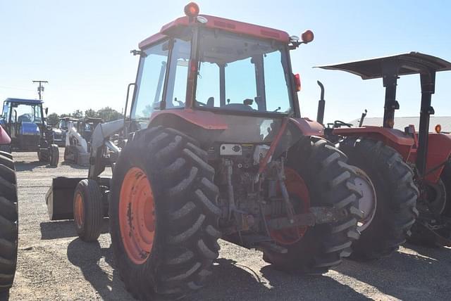 Image of Kubota M9000 equipment image 1