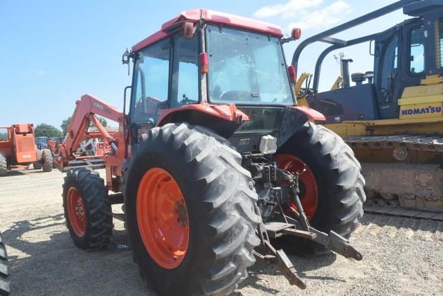 Image of Kubota M9000 equipment image 1