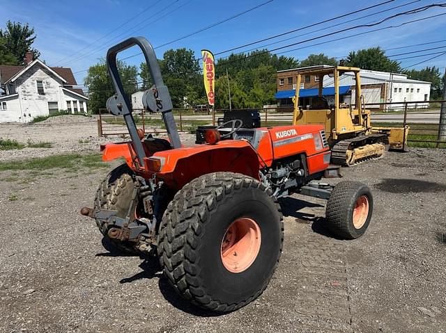 Image of Kubota M4900 equipment image 4