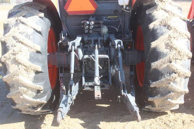 Image of Kubota M9540 equipment image 4