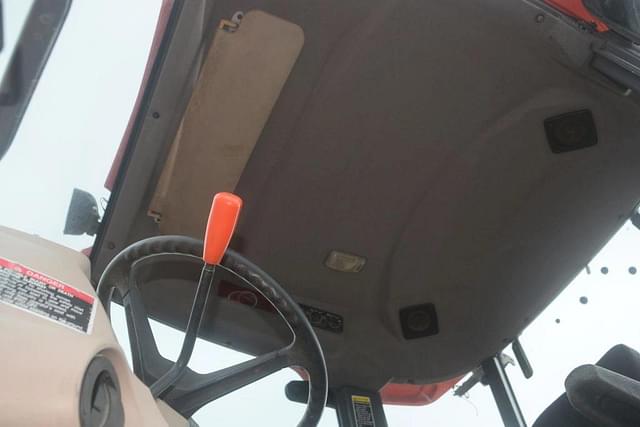 Image of Kubota M9540 equipment image 4