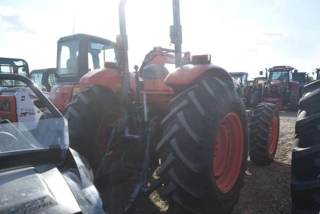 Image of Kubota M9540 equipment image 2