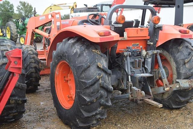 Image of Kubota M9540 equipment image 1