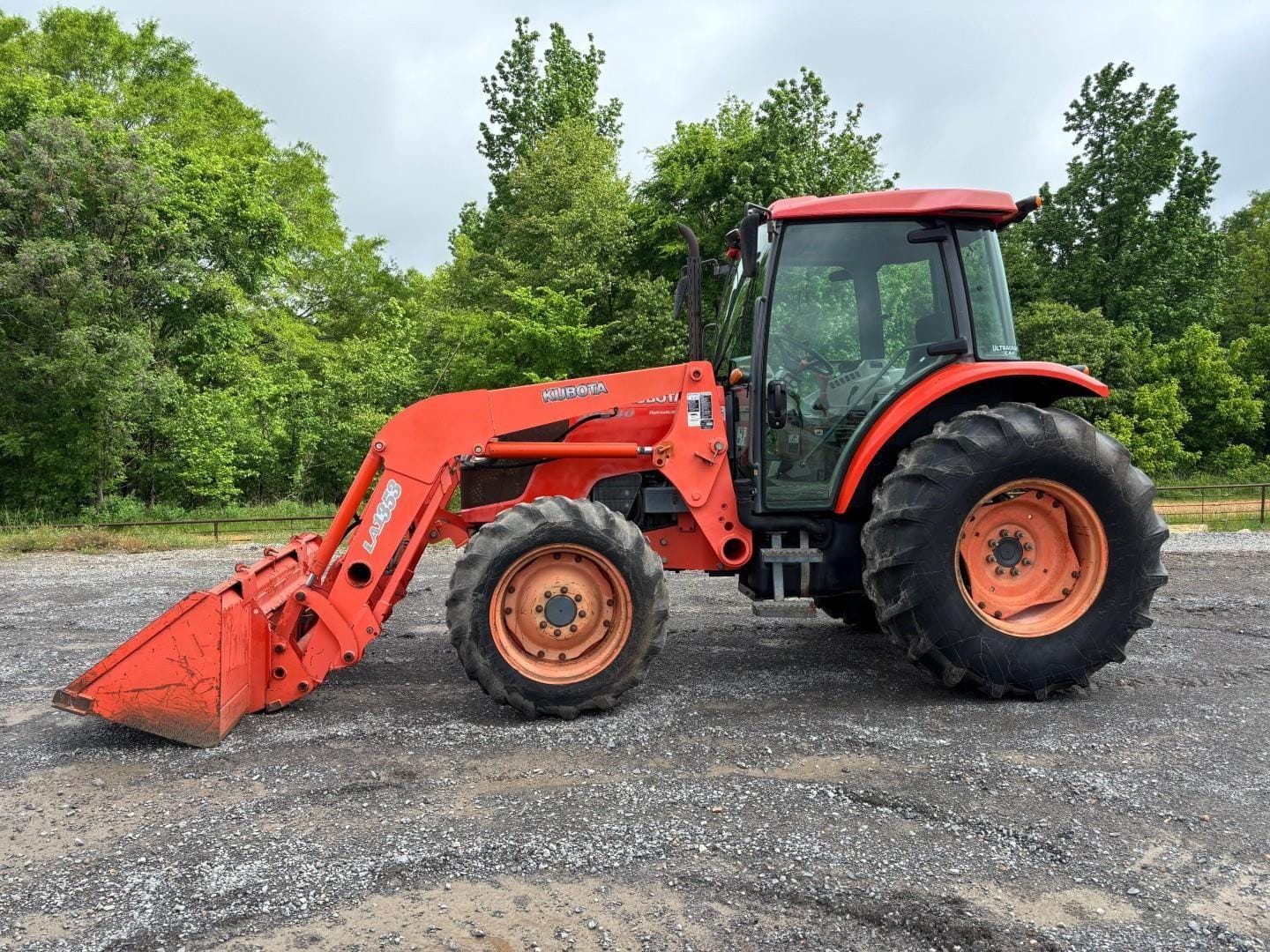 Kubota M9540 Equipment Image0