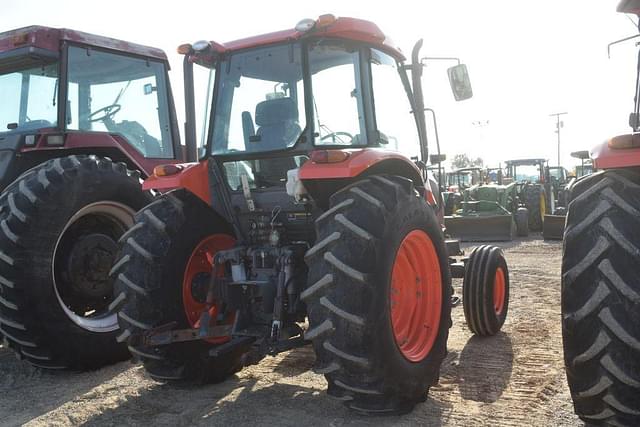 Image of Kubota M9540 equipment image 2