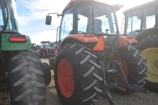 Image of Kubota M9540 equipment image 1