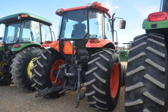 Image of Kubota M9540 equipment image 2